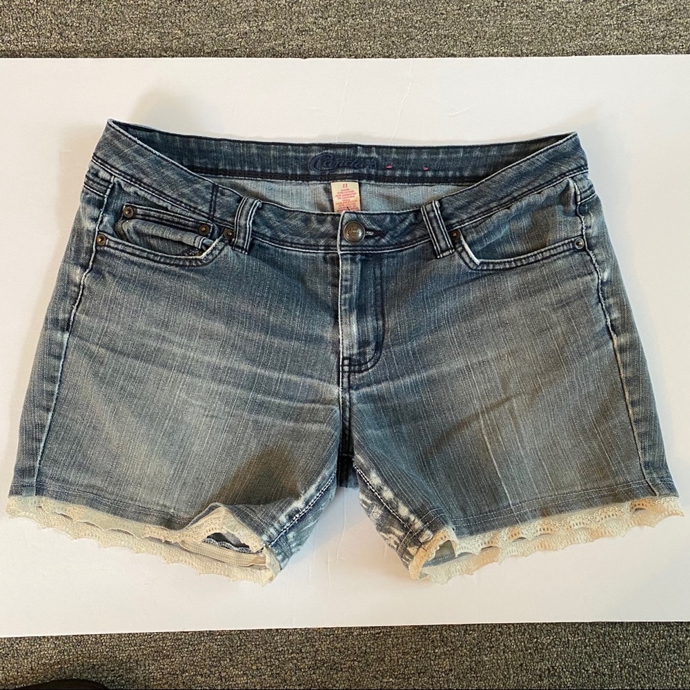 Candie’s Jean shorts with lace 11